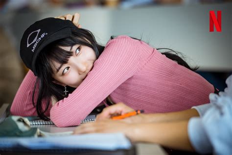 Suzy And Yang Se Jong Get Entangled With Each Other In Upcoming Romance