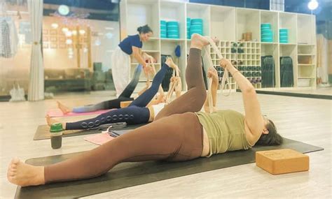 hour yoga teacher training  rishikesh guru yogashala rishikesh