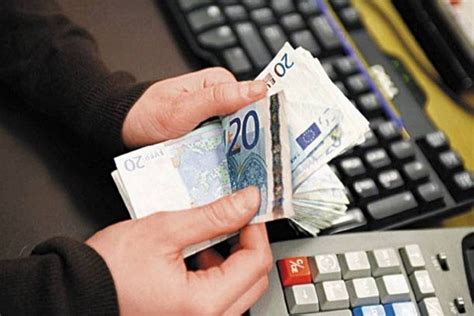 Επίδομα 800 ευρώ: Σήμερα ξεκίνησε η β' φάση - Υποβολή αιτήσεων και από ...