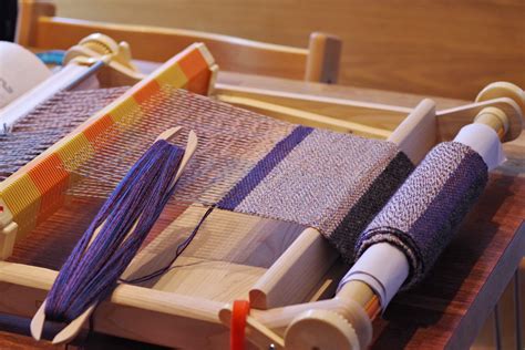 Souvenirs & Events Weaving Wood tools Big Weaving Loom with Shuttle ...