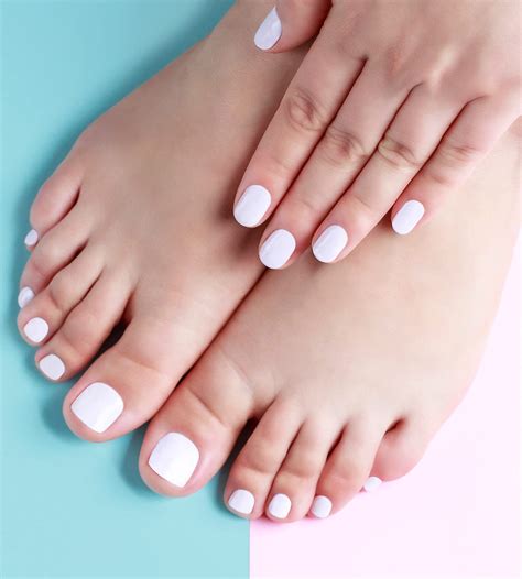 Pterygium Pinky Toenail