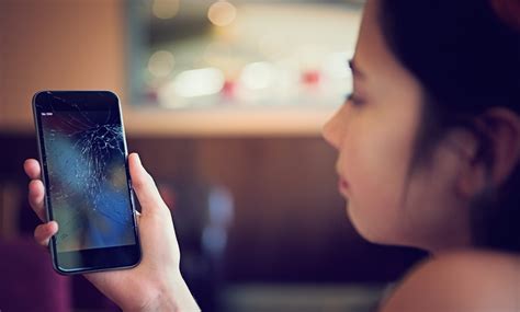 iPhone Screen Repair - EZ Phone Repair | Groupon