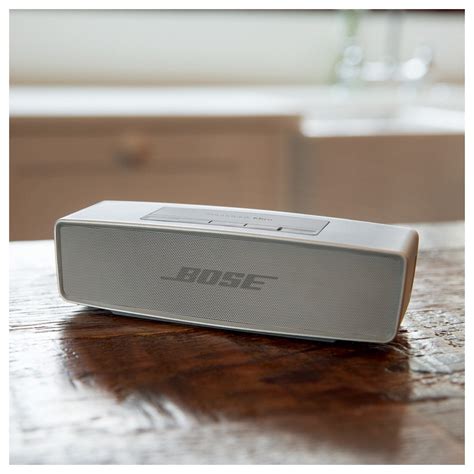 Bose Soundlink Mini II Bluetooth Speaker, Pearl | Gear4music