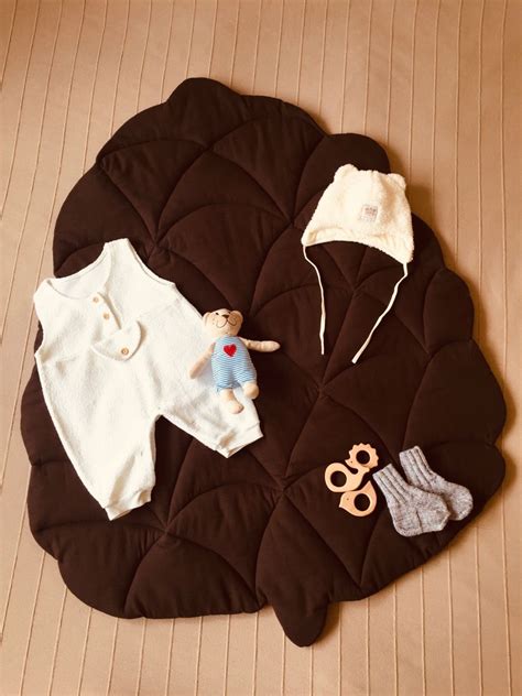 Коврик in 2024 | Winter jackets, Winter glove, Canada goose jackets