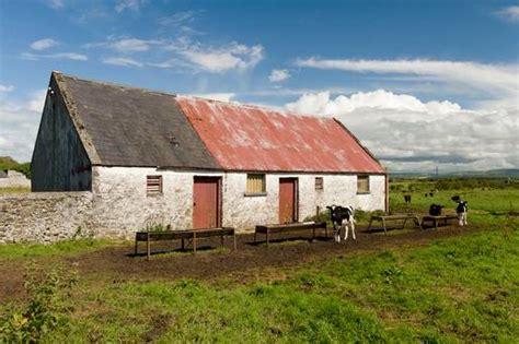 75pc grant for 'doing up' old farm buildings available again - Farm Safely