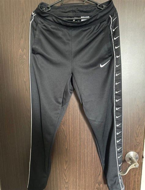 Nike Track Pants, Men's Fashion, Activewear on Carousell
