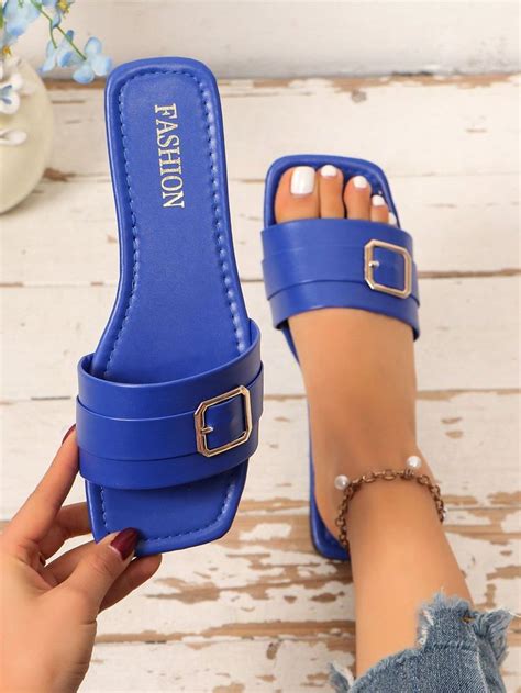 Pin by Светлана Лобырева on Обувь | Fancy sandals, Leather slippers for ...