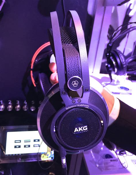 AKG K553 PRO - NAMM 2015 | AudioHead