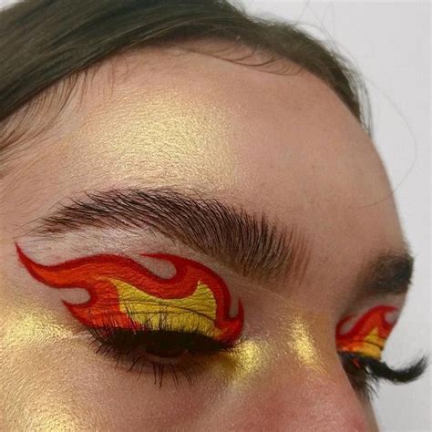 Макияж , огонь , пламя на глазах | Maquillaje de ojos, Maquillaje de ...