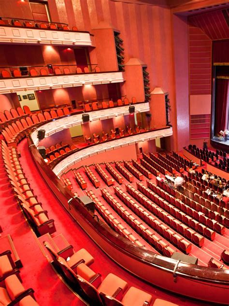 opera egypt main hall