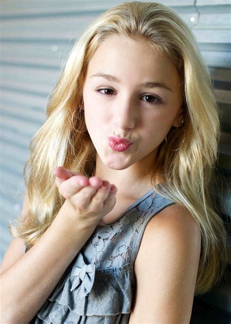 How Tall Is Chloe Lukasiak - bestofthebastpackersandmoverskapil