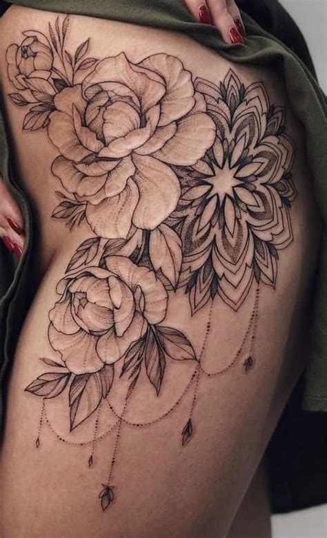 Тату цветы | Tatoeage benen, Tatoeage ideeën, Vrouwelijke tatoeages
