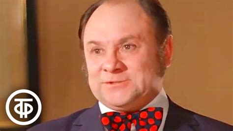 Свои любимые произведения читают артисты ленинградских театров (1975 ...