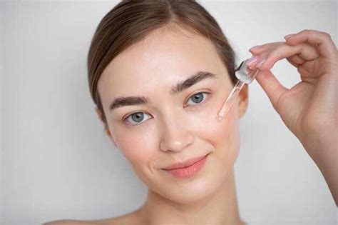Какие капли для увлажнения глаз лучше