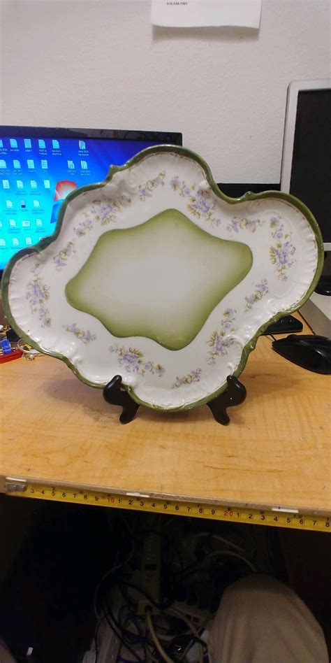 Makers Mark | Antiques Board