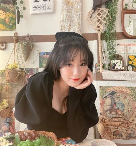 Pin su shuhua | La tata, Foto