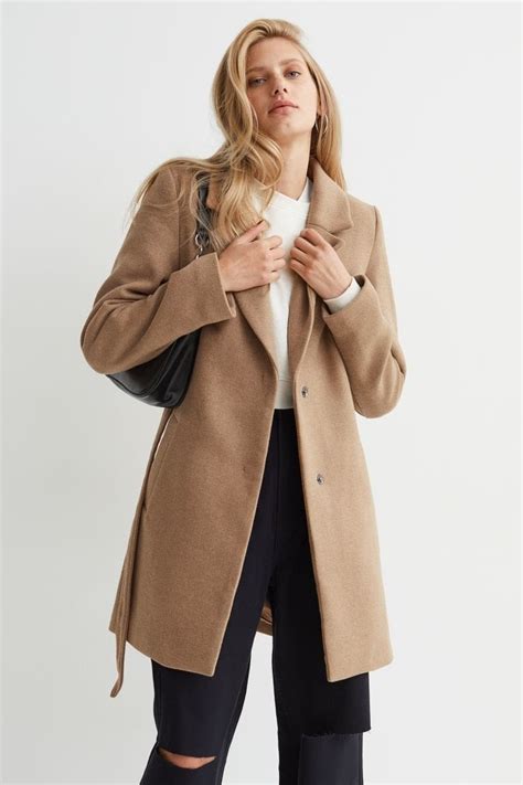 21 Stores Like Forever 21 for a Modish and Classy Look + $750 Cash!