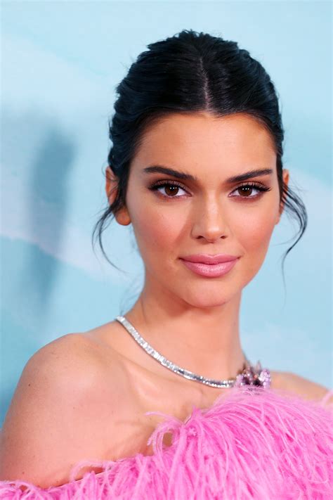 kendall jenner   friend