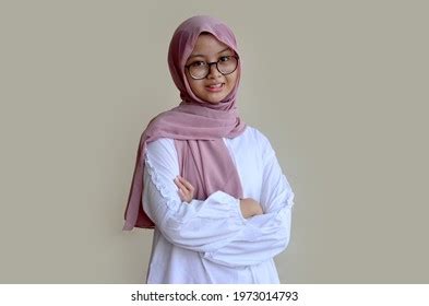 Portrait Young Indonesian Muslim Women Serious Stock Photo 1973014793 ...