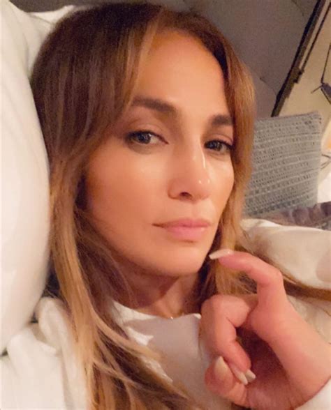 Instagram Selfie : r/JenniferLopez