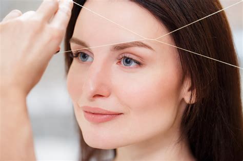 beragam kelebihan threading  membentuk  merapikan alis beauty