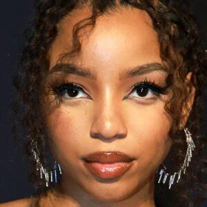 bailey opens    dating life rumored relationships zergnet