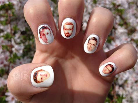 Ryan gosling face chair – Artofit