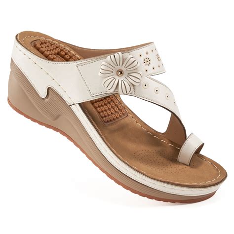 Most Comfortable Wedge Sandals For Walking at Michael Siddons blog