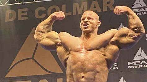 300 Pounds Of Muscle