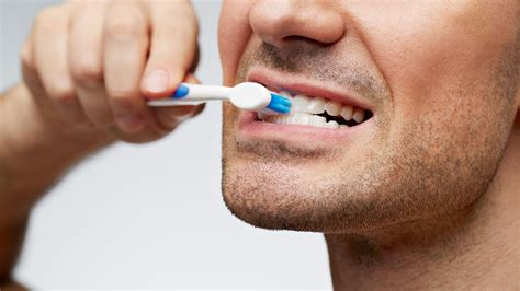 man didnt brush  teeth   years   results