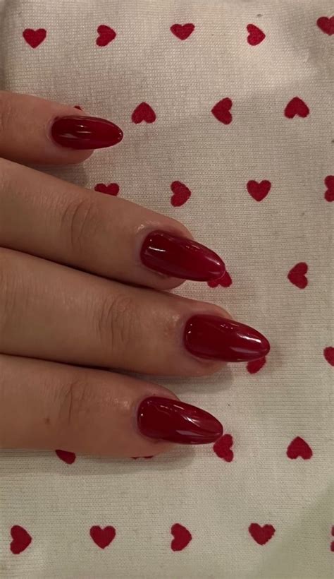 Best 21+ Fall Red Nail Color you must try this year