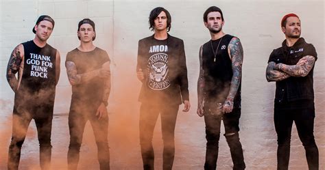 geeking     sleeping  sirens interview