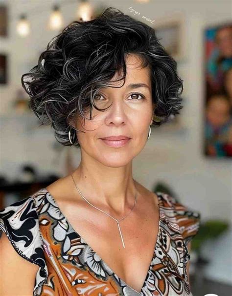 short curly bob haircuts   cute  flattering artofit