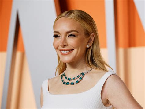 Cuál es el jugo que toma Lindsay Lohan todas las mañanas para mantener