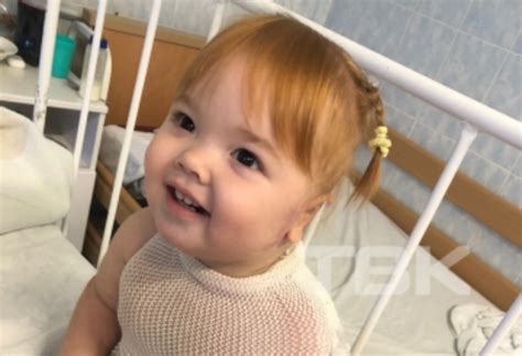 7-месячной девочке ампутировали обе ноги после пожара: мама ребенка ...