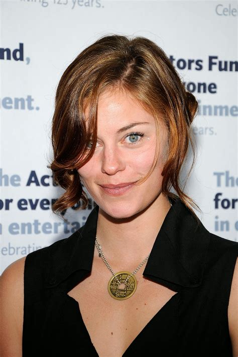 Cassidy Freeman summary | Film Actresses