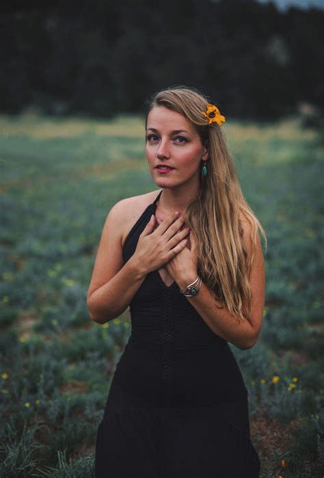 Gabrielle Louise Quartet — The Black Rose Acoustic Society