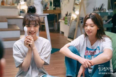 Pasangan Lesbian Drakor Nevertheless Jadi Sorotan, Tuai Pro Kontra