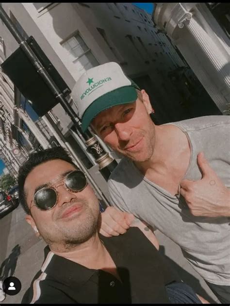 chris martin coldplay  jumpa fans indonesia  ramah