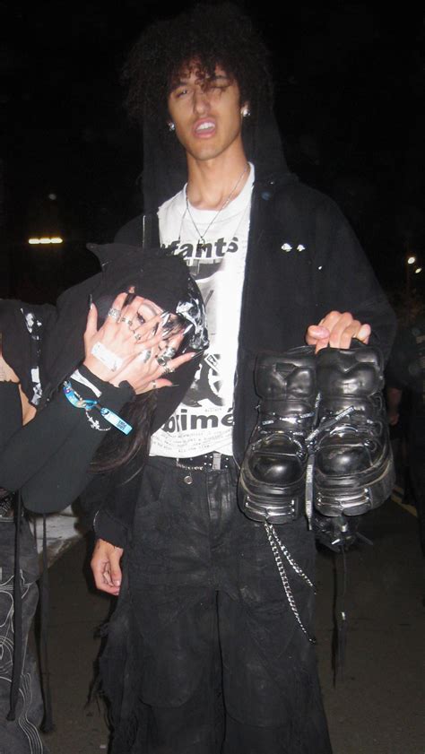 tiff (@tiffanobi) • Instagram photos and videos