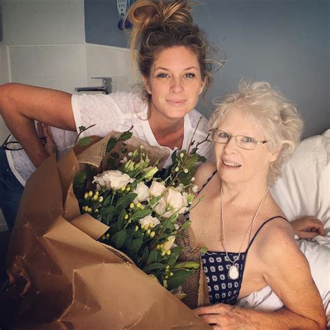 Rachel Hunter’s mother passes away