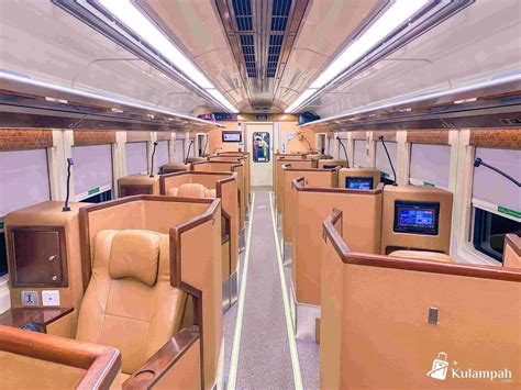 Review Kereta Api Luxury Sleeper Argo Anggrek [2022]