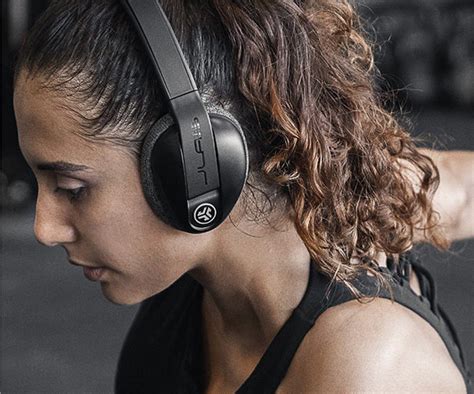 JLab Flex Sport: спортивные наушники с моющимися амбушюрами • Stereo.ru