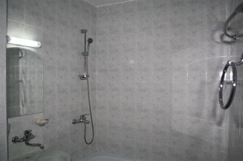 Двойни стаи - Семеен хотел Свети Илия, Равда