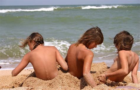 Desire in Neptune Nudism