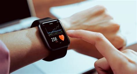 rekomendasi smartwatch terbaik  cocok  running dafundacom