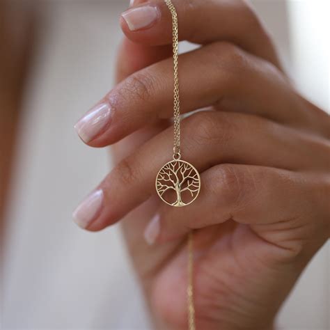necklace with tree of life 2