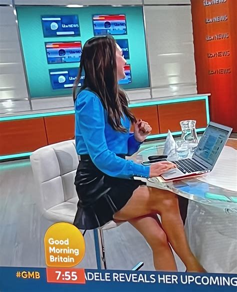 LAURA TOBIN SHOWING OFF HER SEXY LEGS 😍 : r/BritishCelebrityBabes