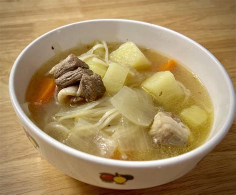 Attempt at гурилтай шөл :) : r/mongolia