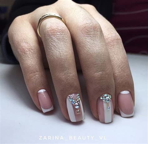 Pin by Ercsa on Körmök | Bridal nails designs, Diy rhinestone nails ...